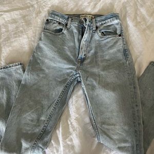 A&F the skinny high rise jeans never dried wore a few times